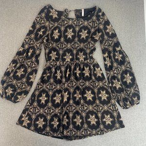 Sage Boho Tan Black Dress Balloon Sleeve Open Back Pleated Small Polyester‎